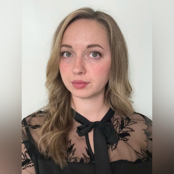 Meet your Posher, Kristin - Picture 1 of 1